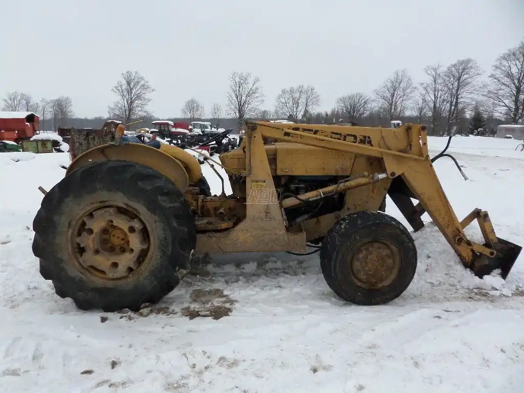 Gallery image 1 for Used Ford 445D Tractor