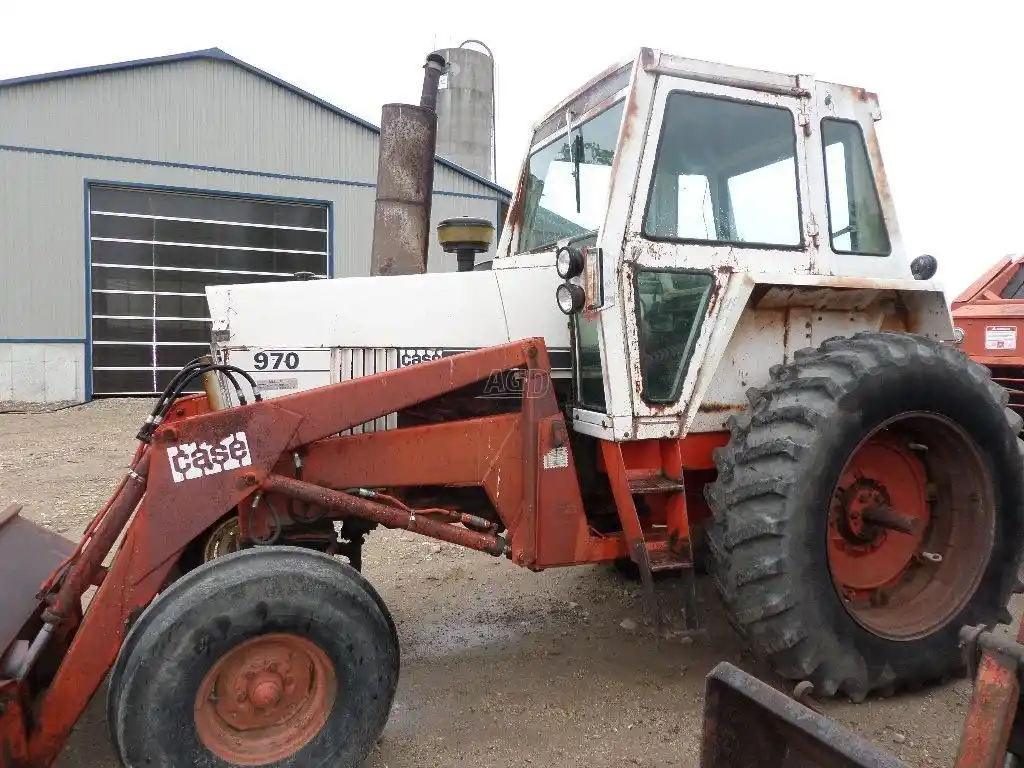 Gallery image 2 for Used Case 970 Tractor
