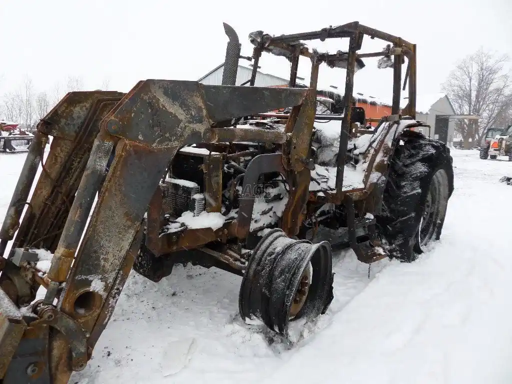 Gallery image 2 for Used 2004 Deutz Fahr AGROPLUS 75 Tractor