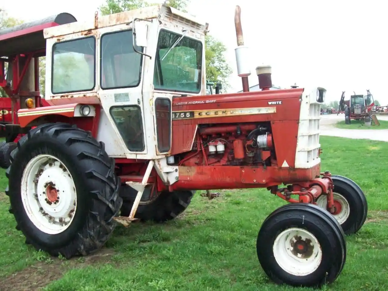 Gallery image 1 for Used Cockshutt 1755 Tractor