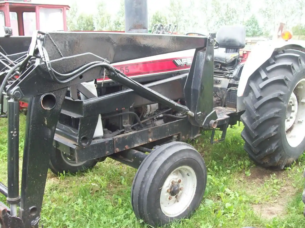 Gallery image 2 for Used 1984 White 2-55 Tractor