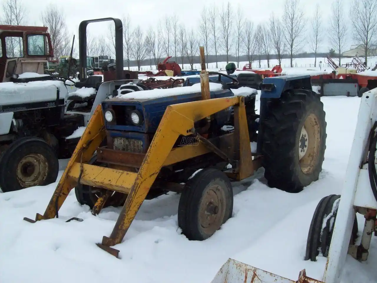 Gallery image 2 for Used 1970 Universal 445 Tractor