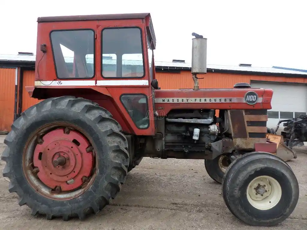 Gallery image 1 for Used 1970 Massey Ferguson 1100 Tractor
