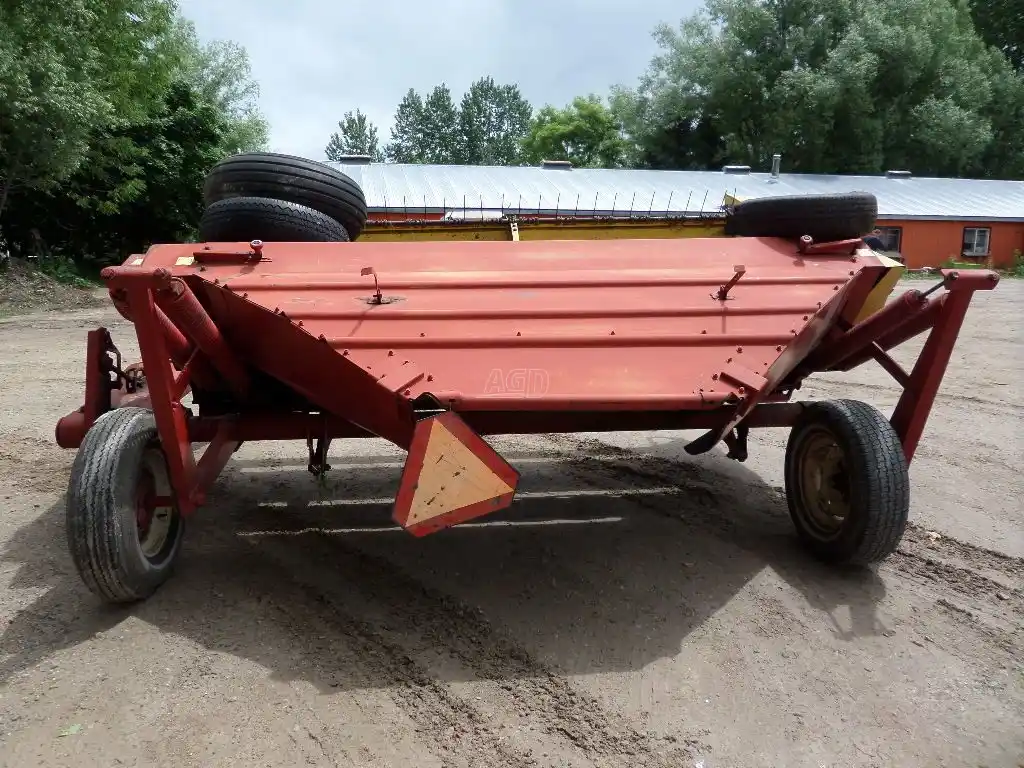 Gallery image 2 for Used New Holland 479 Mower Conditioner