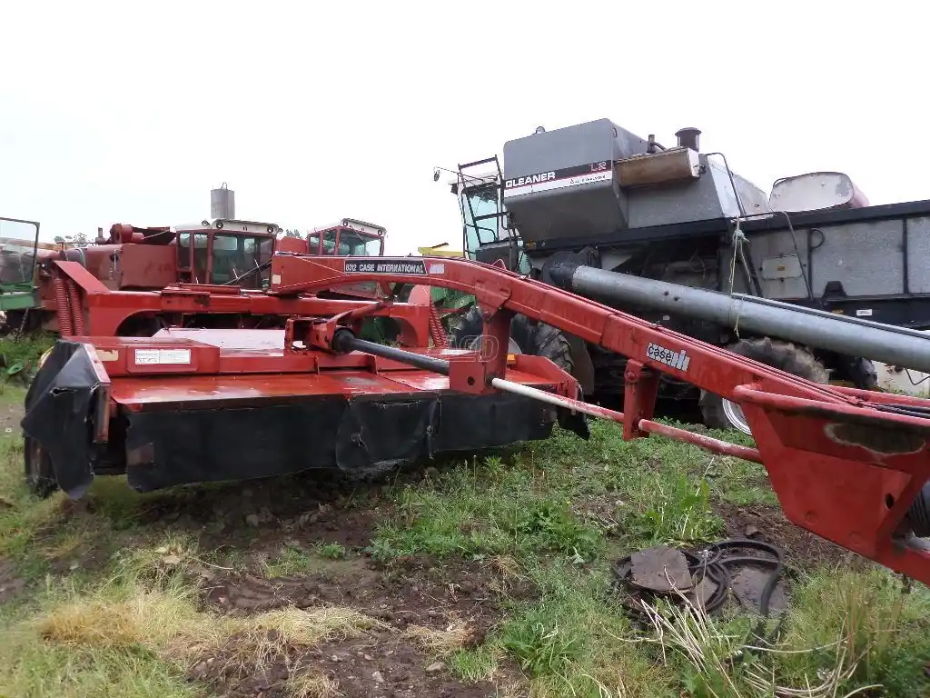 Gallery image 2 for Used Case IH 8312 Disc Mower Conditioner