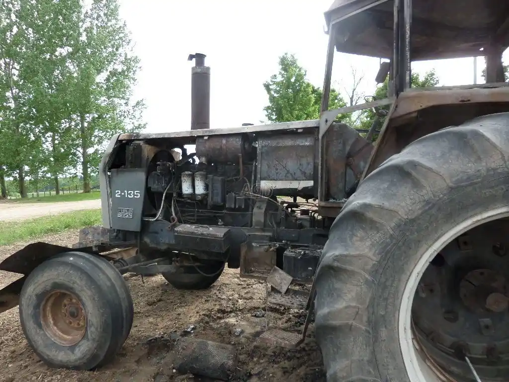 Gallery image 1 for Used White 2-135 Tractor