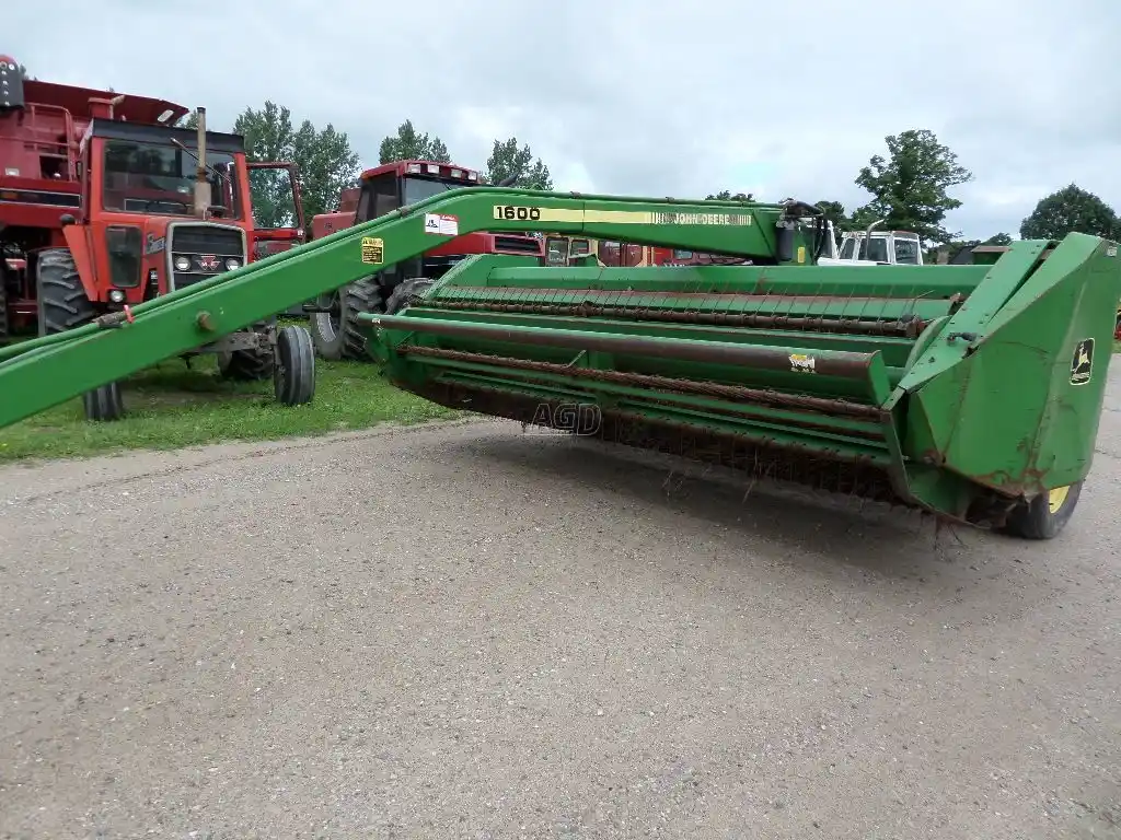 Gallery image 2 for Used John Deere 1600 Mower Conditioner