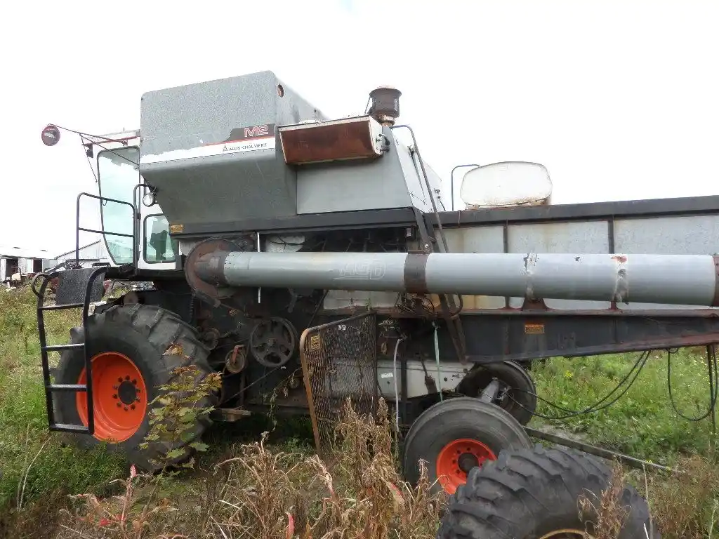 Gallery image 1 for Used 1979 Gleaner M2 Combine