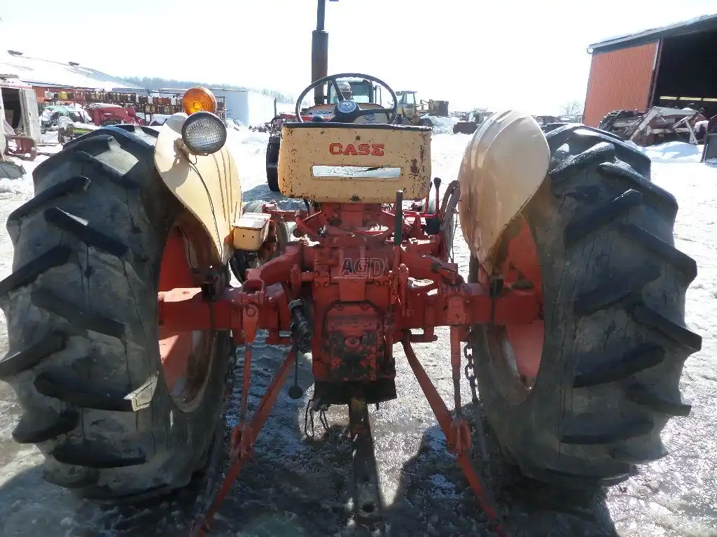 Gallery image 2 for Used 1968 Case 430 Tractor