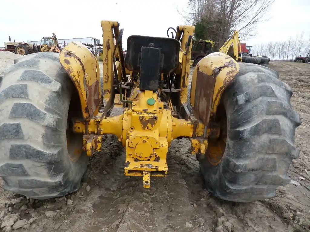 Gallery image 2 for Used John Deere 400 Tractor