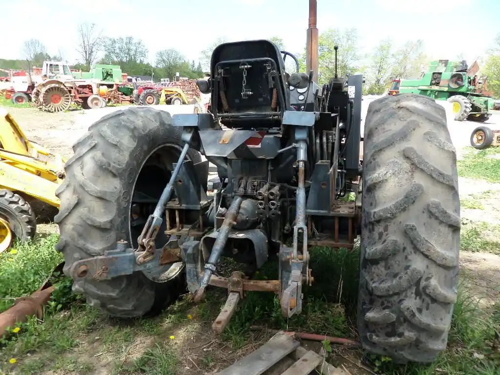 Gallery image 2 for Used White AMERICAN 80 Tractor