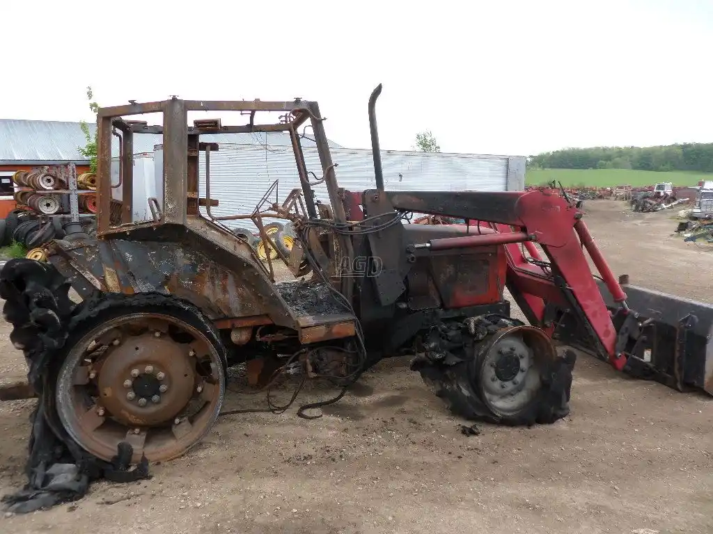 Gallery image 2 for Used Massey Ferguson 593 Tractor