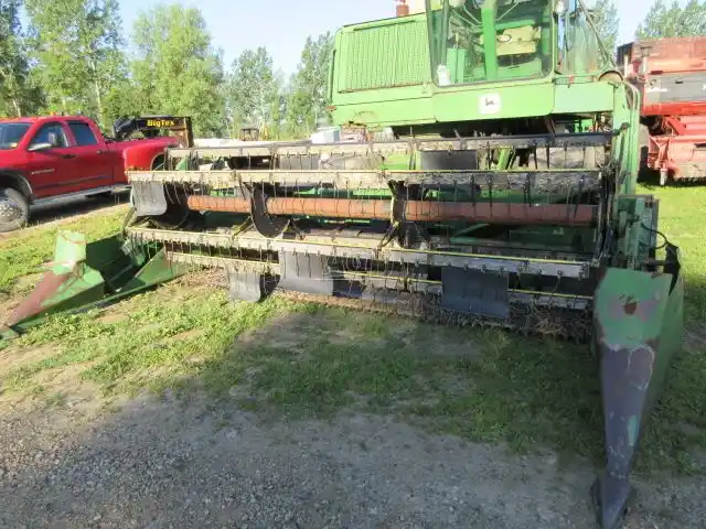 Gallery image 1 for Used John Deere 216 Header - Flex