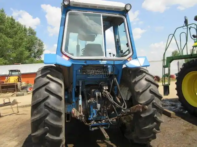 Gallery image 2 for Used Ford 7710 Tractor