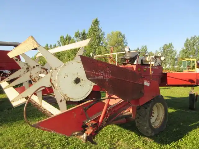Gallery image 1 for Used International Harvester 230 Windrower