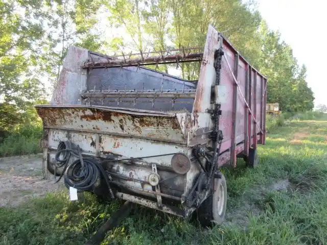 Gallery image 2 for Used Dion Misc Forage Box