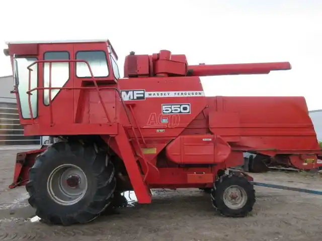 Gallery image 1 for Used Massey Ferguson 550 Combine