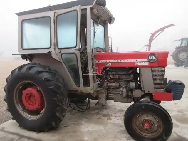 Gallery image 1 for Used Massey Ferguson 165 Tractor