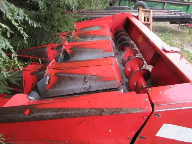 Gallery image 2 for Used Massey Ferguson 44 Header - Row Crop