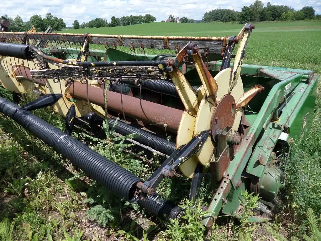 Gallery image 2 for Used John Deere 216 Header - Flex