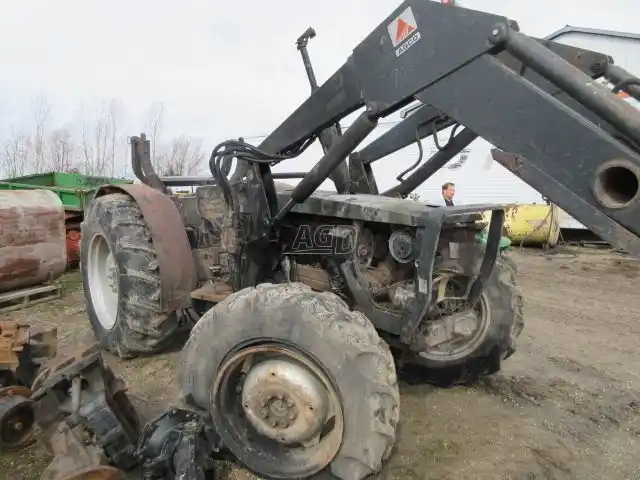 Gallery image 1 for Used 1994 Agco Allis 5670 Tractor