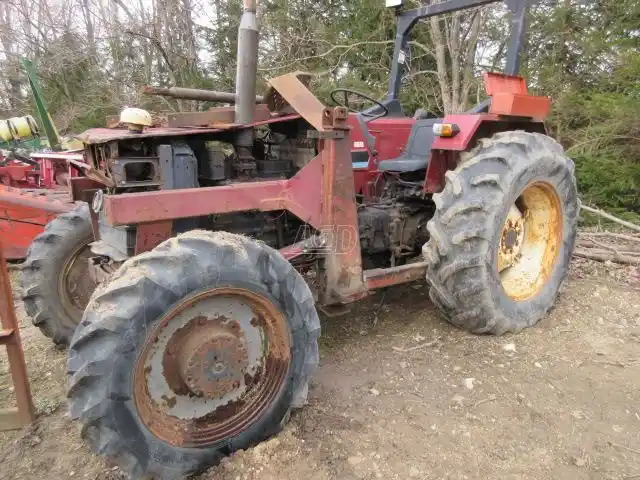 Gallery image 1 for Used 1993 Universal 643 Tractor