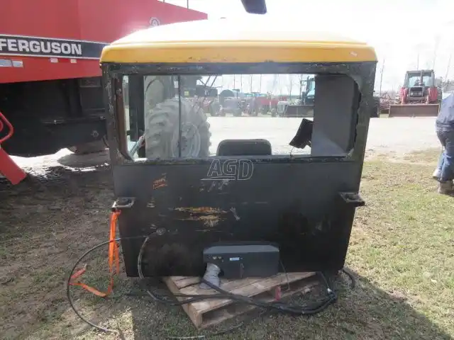 Gallery image 2 for Used New Holland B Cab