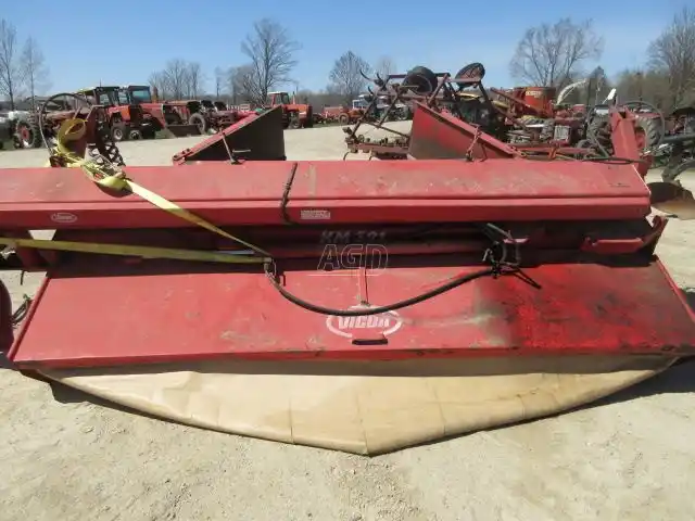 Gallery image 2 for Used Vicon KM321 Disc Mower Conditioner