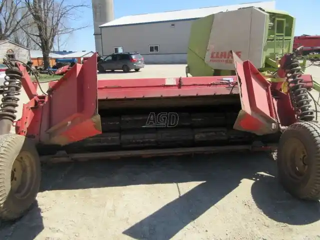 Gallery image 1 for Used Vicon KM321 Disc Mower Conditioner