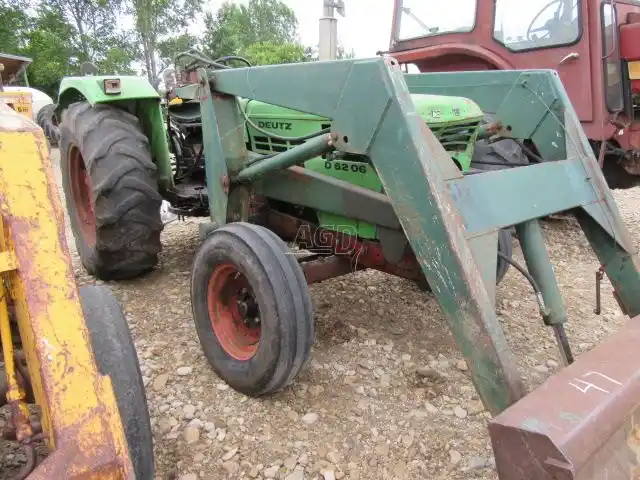 Gallery image 2 for Used Deutz D6206 Tractor