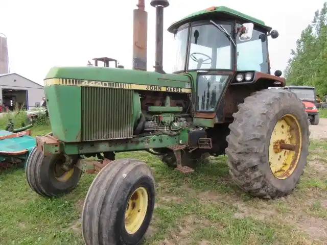 Gallery image 1 for Used John Deere 4440 Tractor