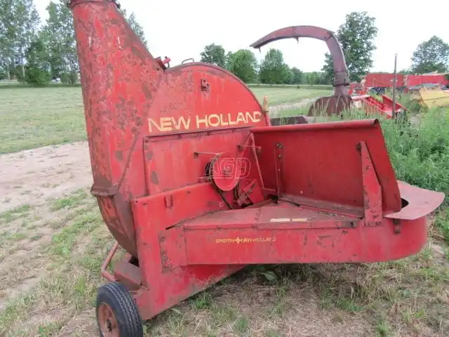 Gallery image 2 for New Holland 27 Forage Blower