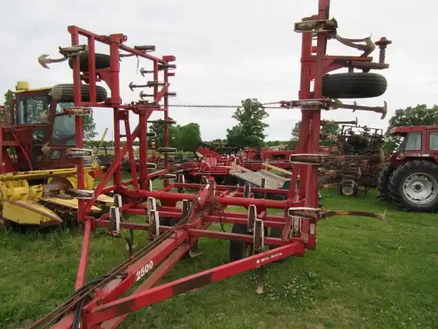 Gallery image 1 for Used Wil-Rich 2500 Cultivator