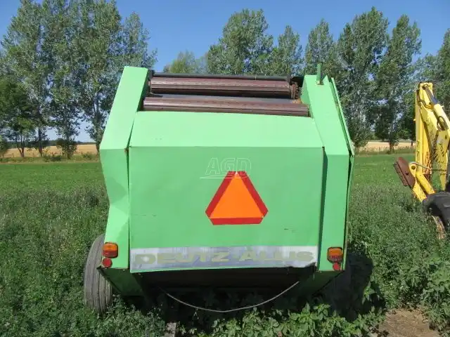 Gallery image 2 for Used Deutz Allis GP 2.50 Round Baler
