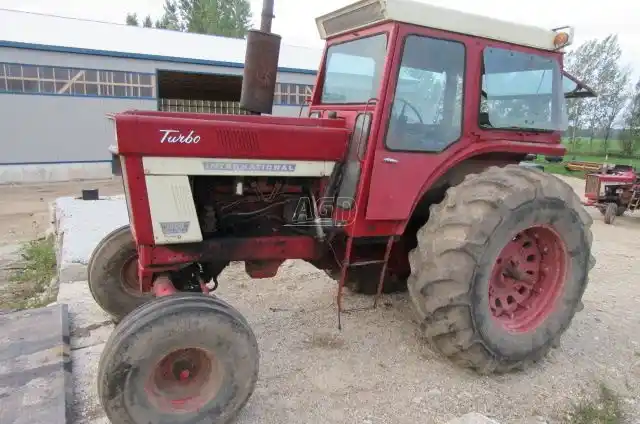 Gallery image 1 for Used 1973 International Harvester 1066 Tractor