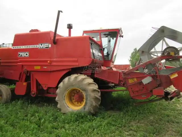 Gallery image 1 for Used Massey Ferguson 750 Combine