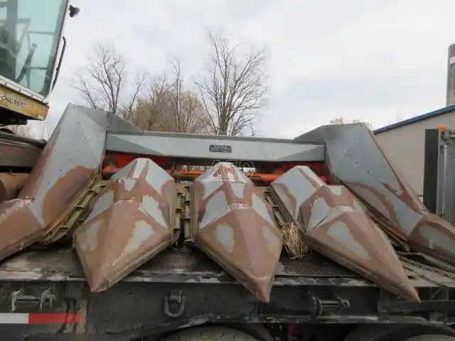 Gallery image 2 for Used Allis Chalmers 430 Header - Row Crop