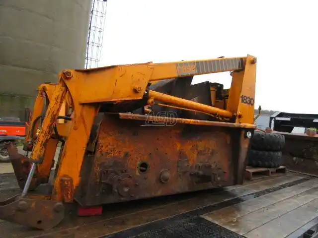 Gallery image 2 for Used Case 1830 Skid Steer