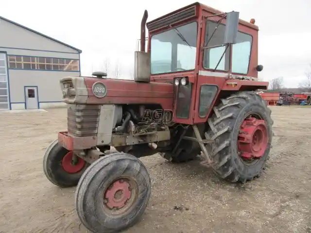 Gallery image 2 for 1971 Massey Ferguson 1080 Tractor