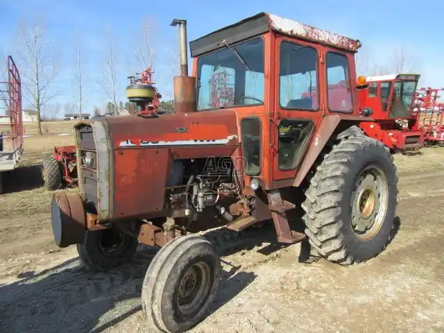 Gallery image 1 for Used 1975 Massey Ferguson 1085 Tractor