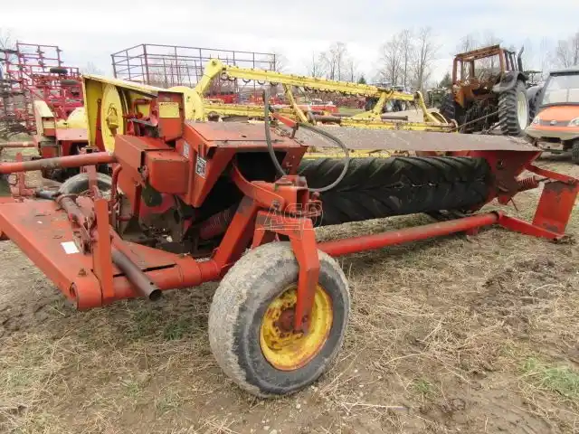 Gallery image 2 for Used New Holland 492 Mower Conditioner