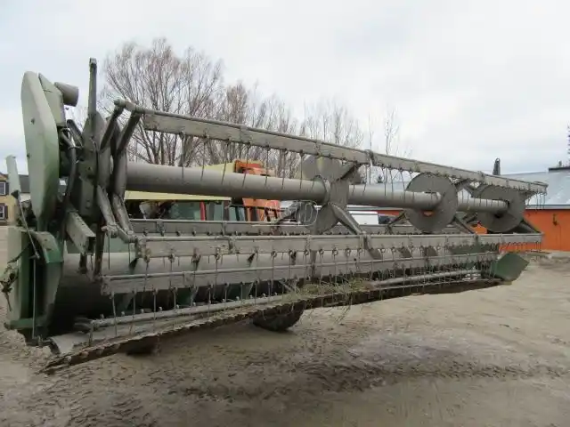 Gallery image 1 for Used John Deere 216 Header - Flex