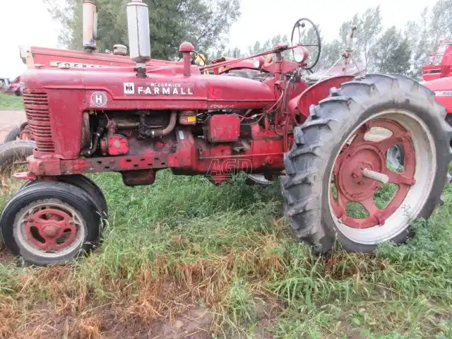 Gallery image 2 for Used International Harvester H Tractor