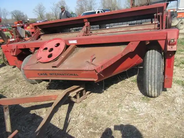 Gallery image 2 for Used Case IH 8330 Mower Conditioner