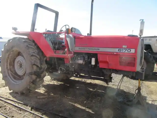 Gallery image 1 for Used 1996 Massey Ferguson 6170 Tractor