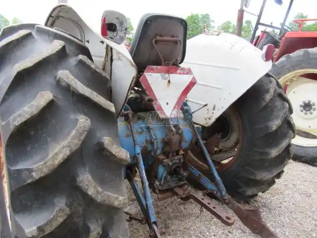 Gallery image 2 for Used 1964 Ford 4000 Tractor