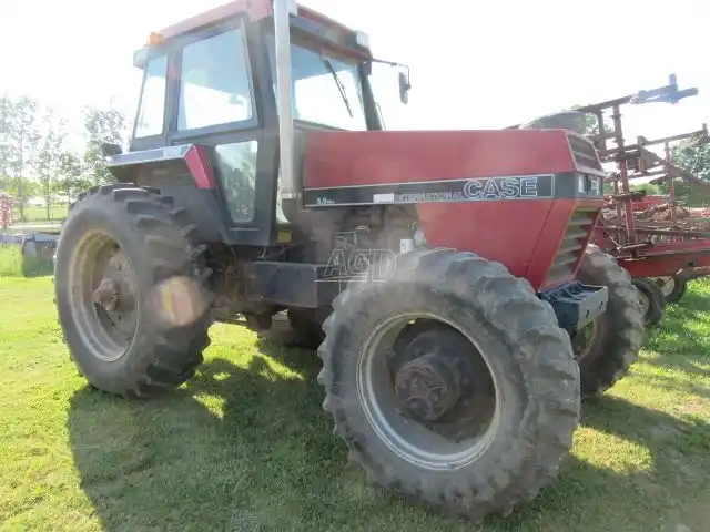 Gallery image 2 for Used 1986 Case IH 1896 Tractor