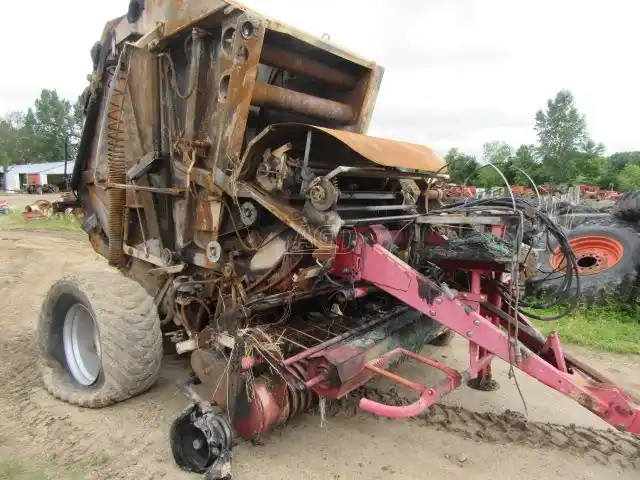 Gallery image 2 for Used 2003 Welger RP 520 Round Baler