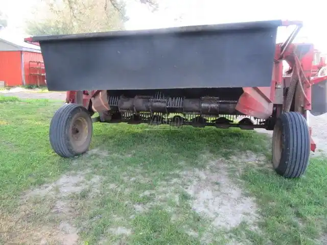 Gallery image 2 for Used New Holland 1412 Disc Mower Conditioner