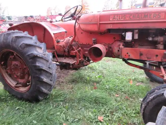 Gallery image 2 for Used 1960 Allis Chalmers D14 Tractor